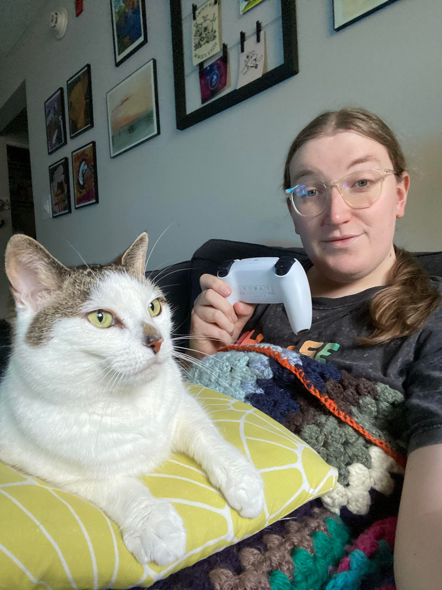 No description available.